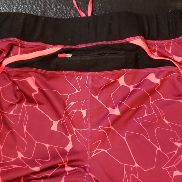 Geo patterned leggings - Picture 2 of 3